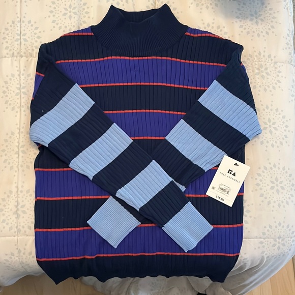 Free Assembly Youth Size (L) 10/12 Rib-knit super soft mock turtle Sweater. - Picture 1 of 5